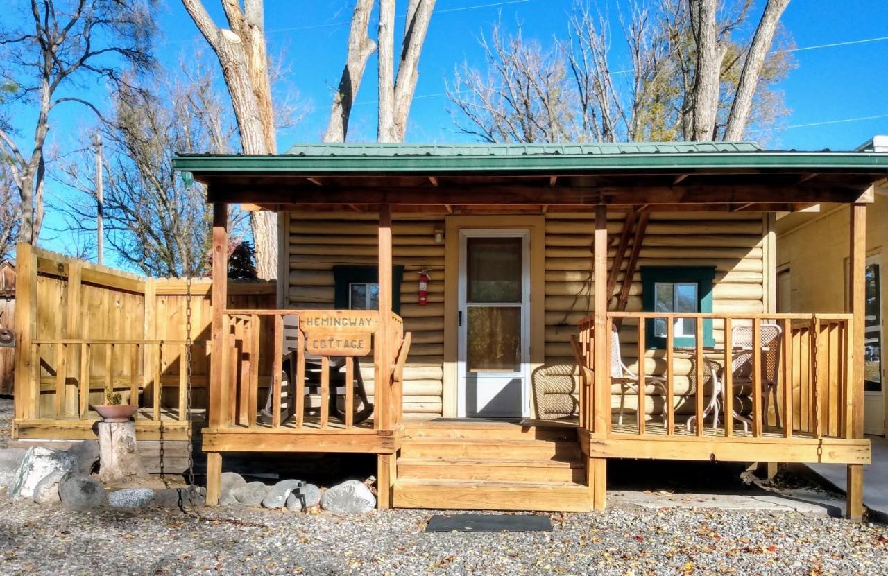 Billingsley Creek Lodge *